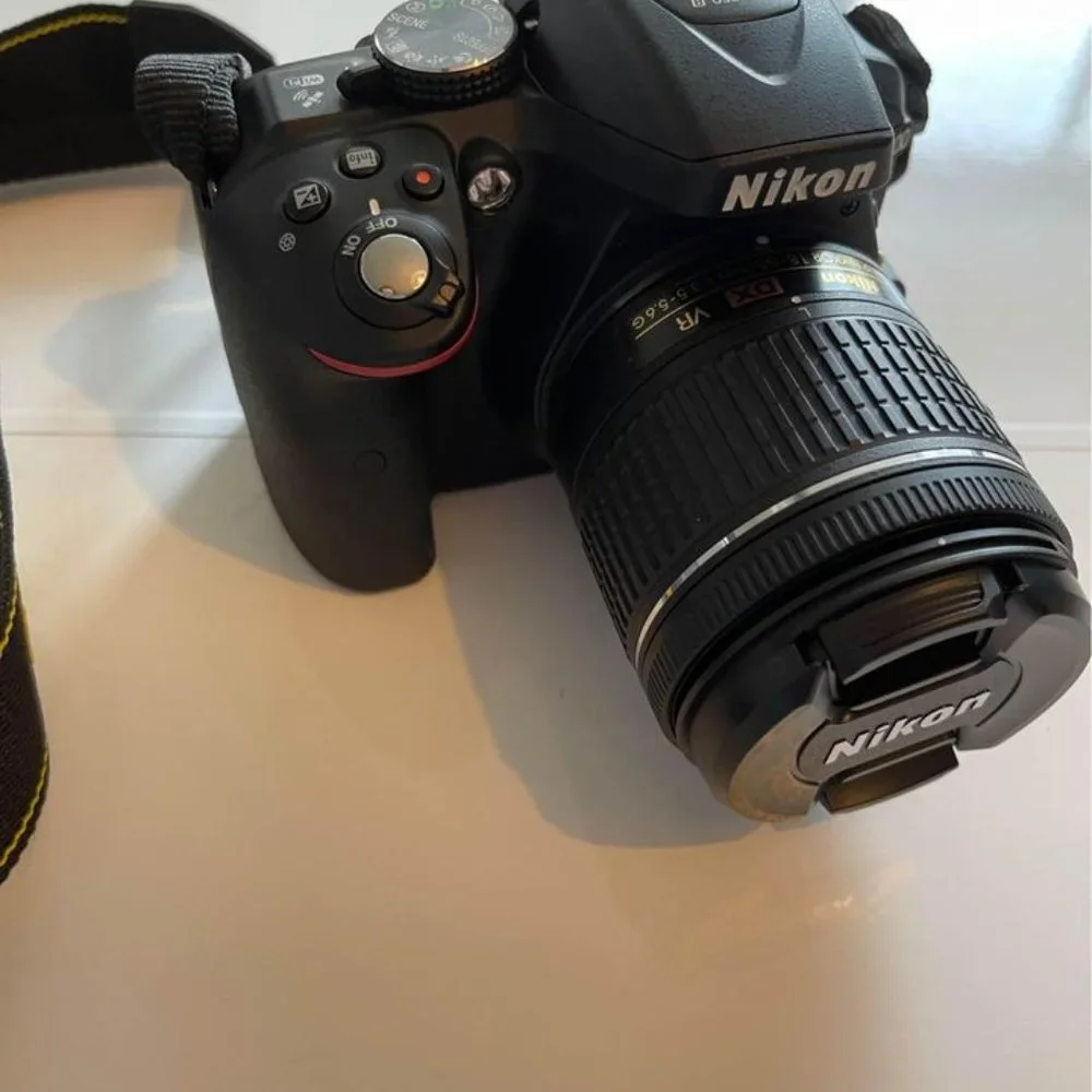Nikon D5300 Camera with Carrying Case
